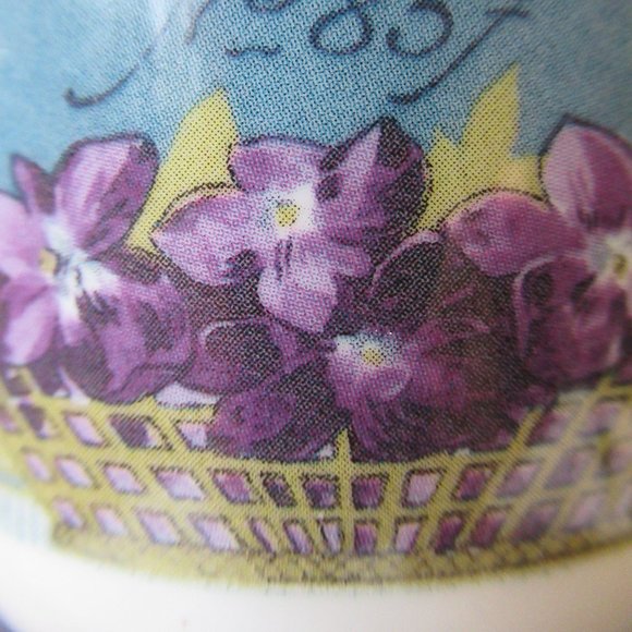 Mug Violette de Cannes Savon Extra-Fin 837 Paul Tranoy by Crown Trent, England - Picture 3 of 10